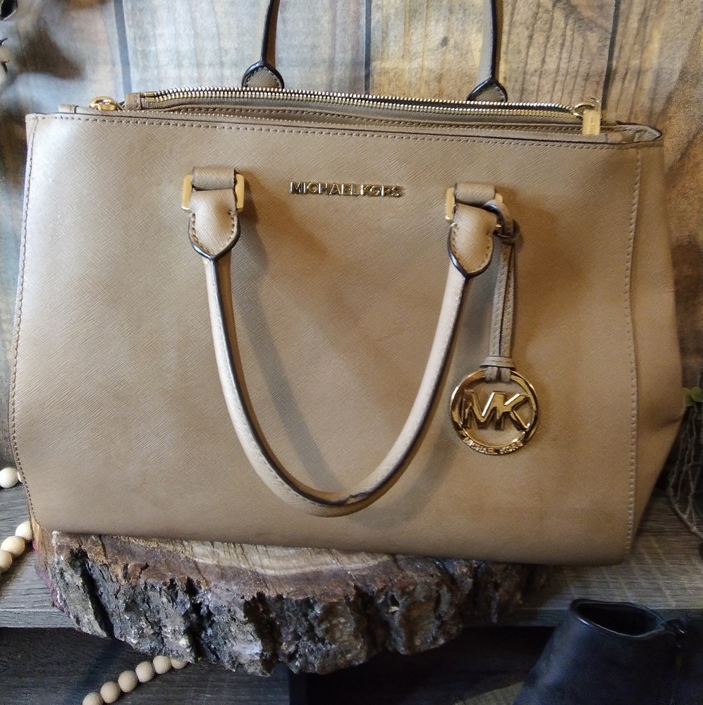 Michael Kors Handbag/ Purse 👜 Original